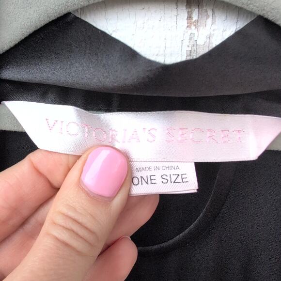 Victoria's Secret Silky Satin Feel Robe Women's One Size (Fits Large) Black - Picture 3 of 12